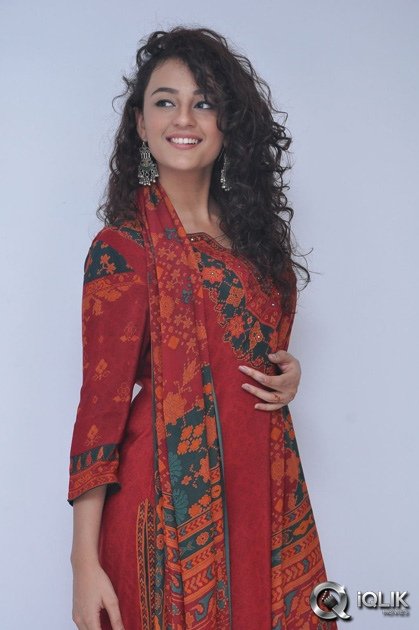 Seerat-Kapoor